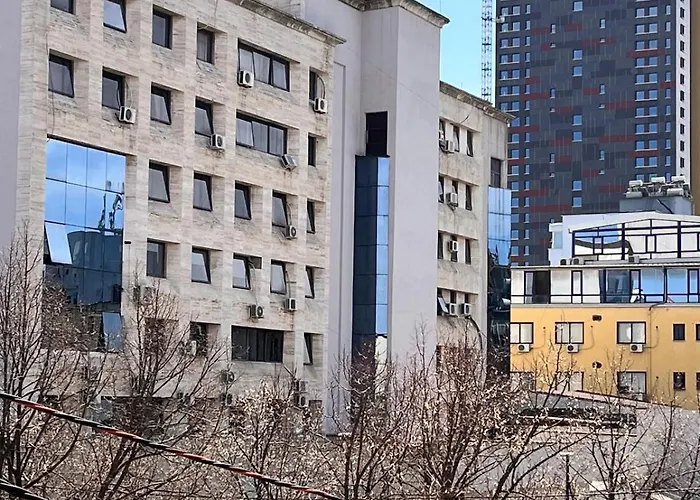 Skanderbeg Apartament * 地拉那